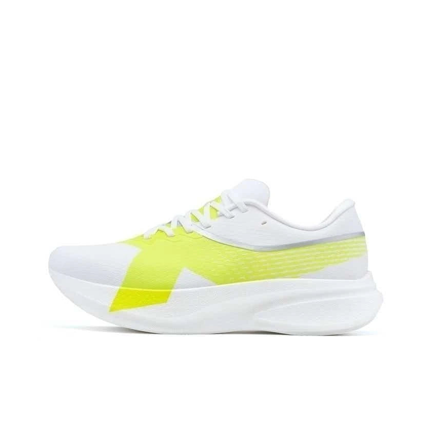 Xtep 2000km 5.5 Pro - Branco com Amarelo